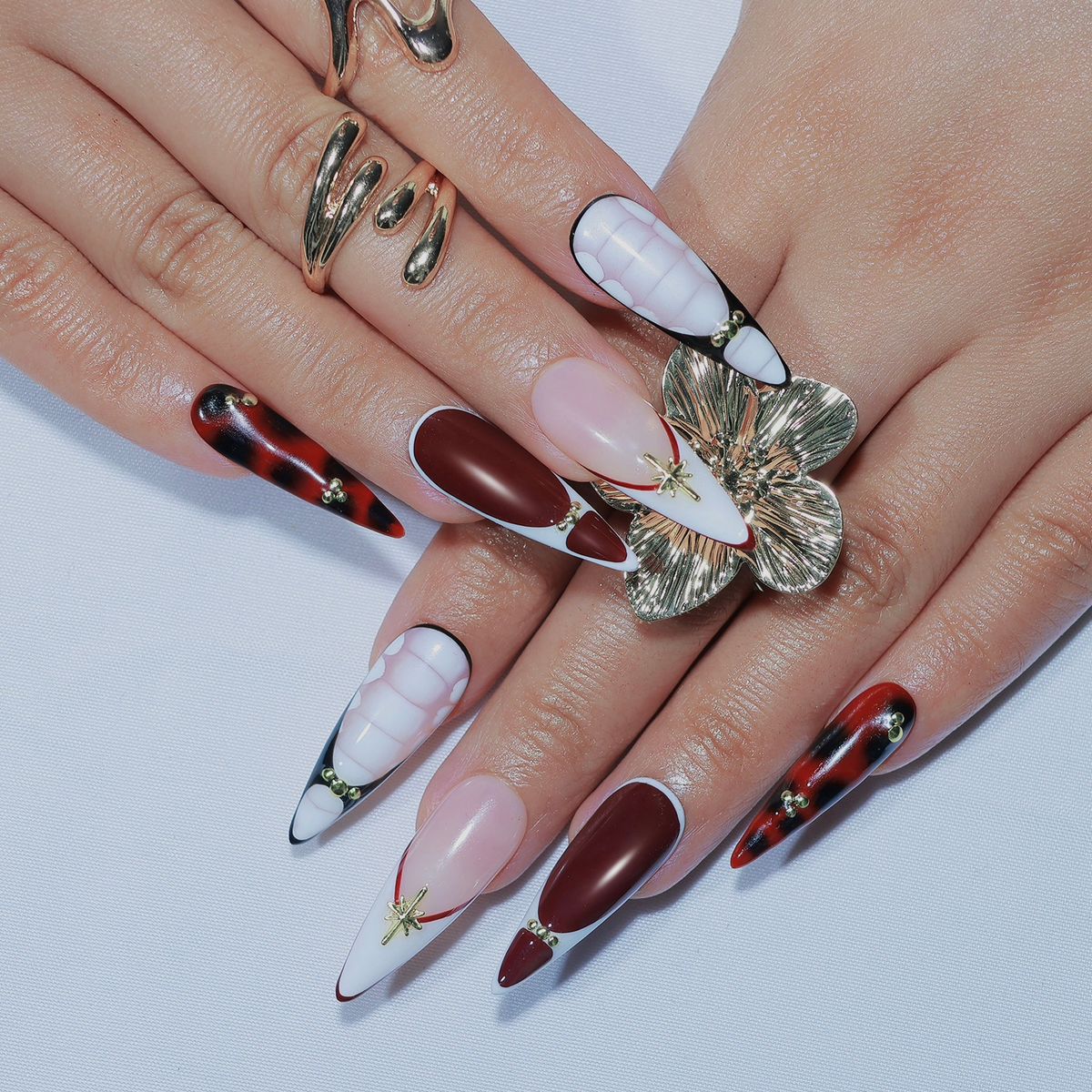 Briluxe handcrafted press-on nails – Soho Afterparty on hand