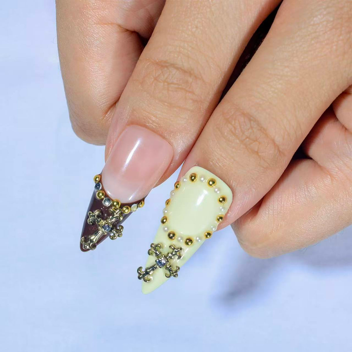 Royal Anarchy long stiletto press-on nails, gold chrome with jeweled crosses – Briluxe (view 5)